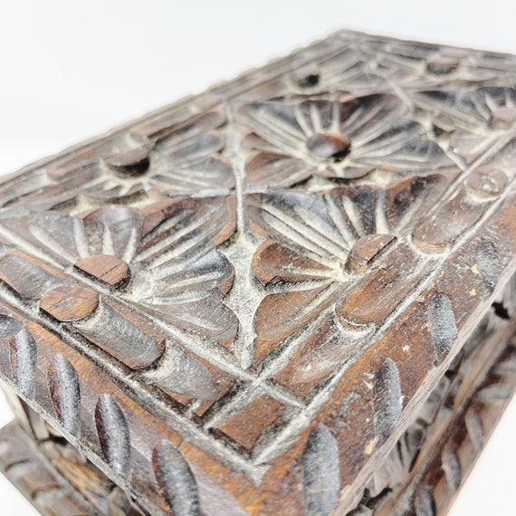 Carved Wooden Box - Trinket Box - Jewelry Box - V… - image 9