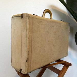 Valise Vintage Samsonite Shwayder Bros - Coque Dure Ivoire - Doublure à Carreaux Marron - USA