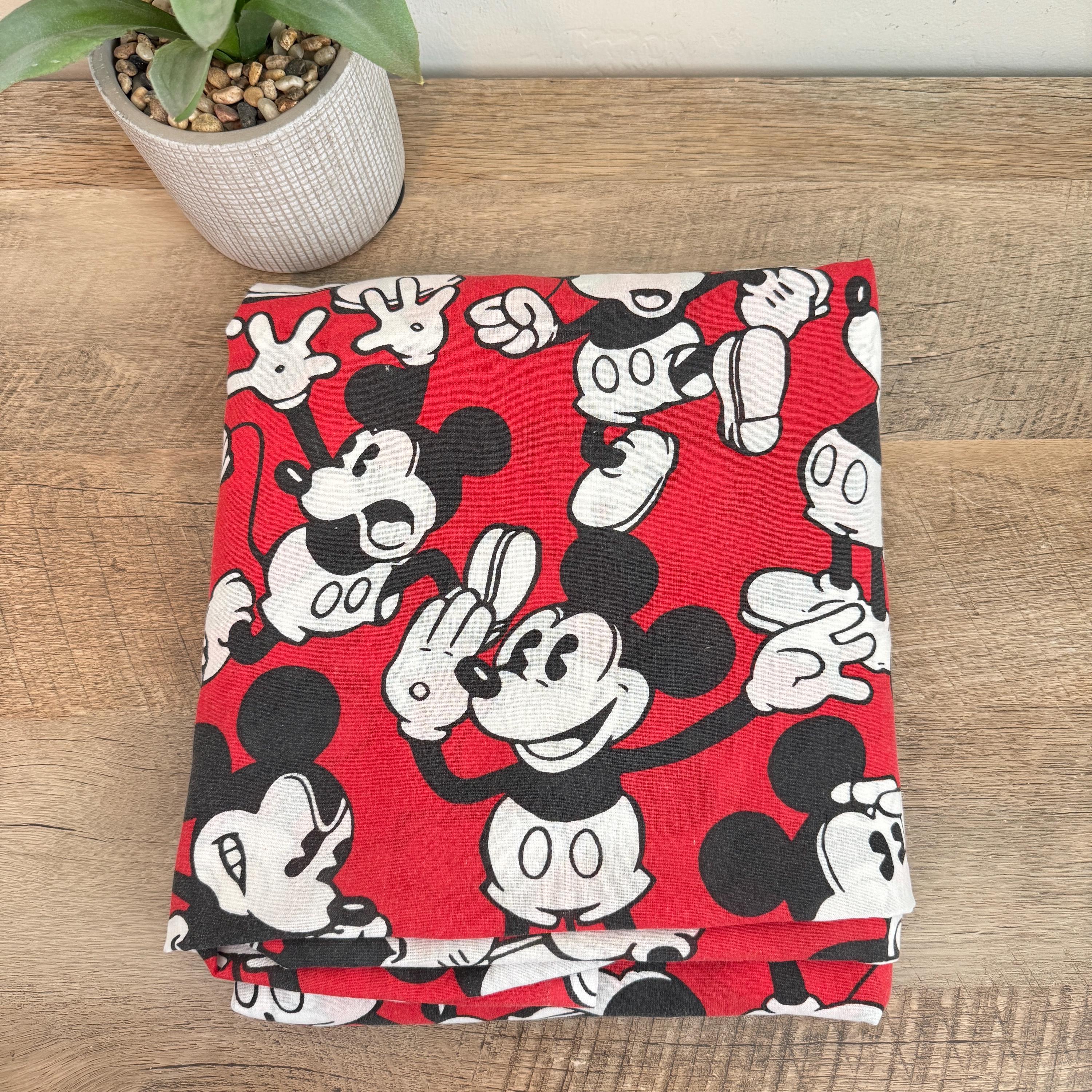 Vintage Mickey Sheet - TWIN - FITTED - Red - Mickey Mouse - Bedding - Sheet - Bottom Sheet - Disney - Vintage - Fabric