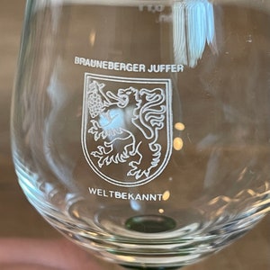 German Wine Glasses Brauneberger Juffer Wine Glasses Weltbekannt World Famous Green Small 5 1/2 Tall German Winery Barware image 2