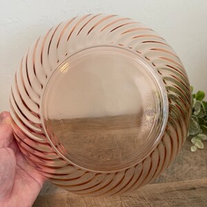 Lot De 2 Plats Creux Vintage Arcoroc Rosaline – Cristal D’Arques – Diamètre 27cm – Rose Torsadé