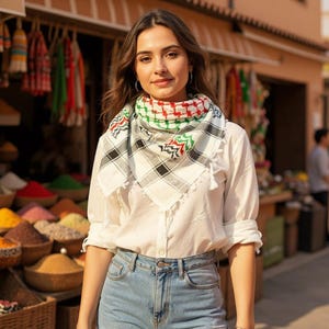 Traditional Palestinian Keffiyeh (48x48) - Cotton Shemagh, Black/White Kufiya with Tassels, Unisex Arab Headscarf