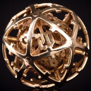Arcana Core D20