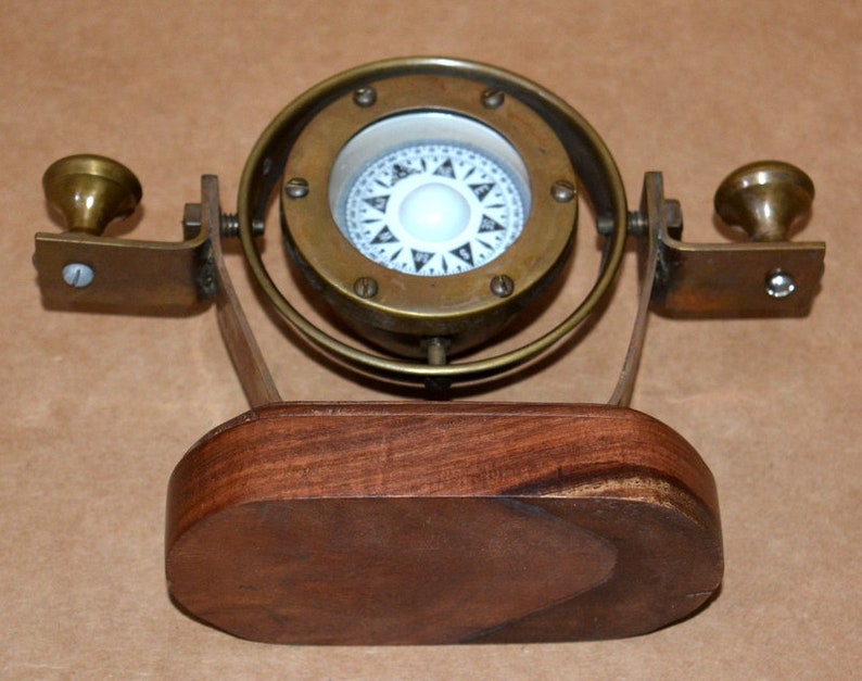 Antique brass gimbal compass ship's binnacle gimballed compass & wooden base good gift image 6