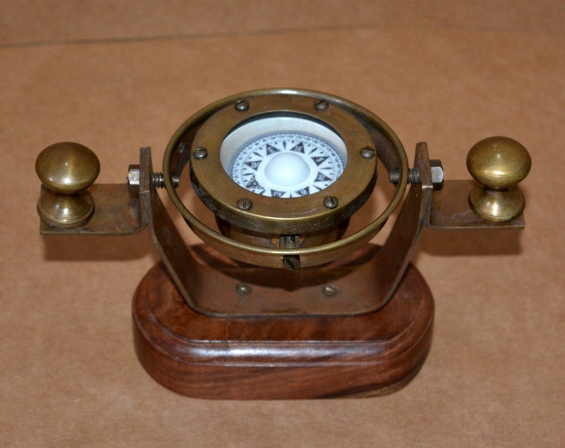 Antique brass gimbal compass ship's binnacle gimballed compass & wooden base good gift image 7