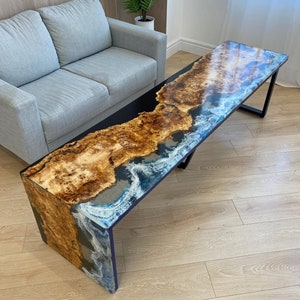 Epoxidharz Wasserfall Tisch, Live Edge Couchtisch, Langer Beistelltisch, Eichenholztisch, Akzent Schreibtisch, Möbel im Küstenstil, Konferenztisch