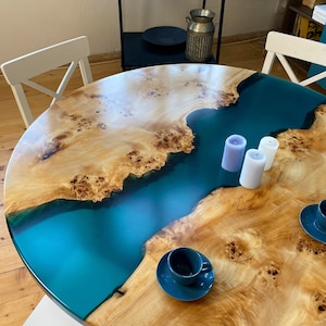 Custom Round Epoxy Table, Live Edge Dining Table, Resin Coffee Table, Round Side Table, Epoxy Wood Kitchen Table, Modern Furniture, New Home