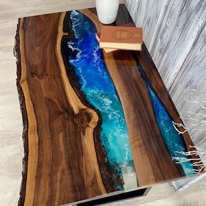 木製テーブル、リバーエポキシテーブル、モダンダイニングテーブル、ライブエッジデスク、オフィスホームテーブル、ロフト家具、木製サイドテーブル、