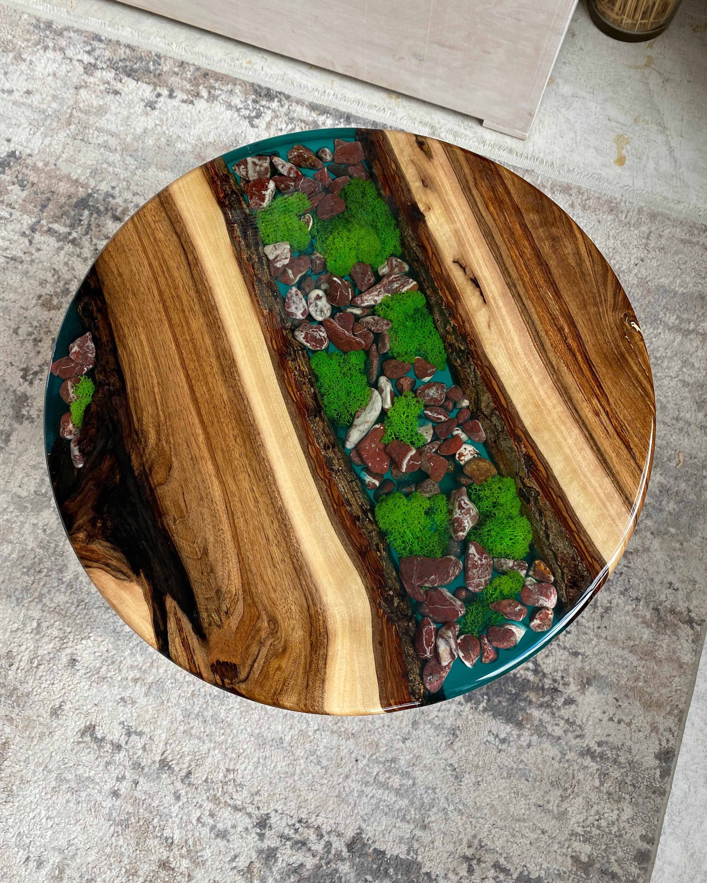 Round Epoxy Table Moss Stones, Table Pebble Decor, Epoxy Resin Wood Table,  Epoxy Coffee Table, ANY SIZE, Fancy Table, Custom Order Table 