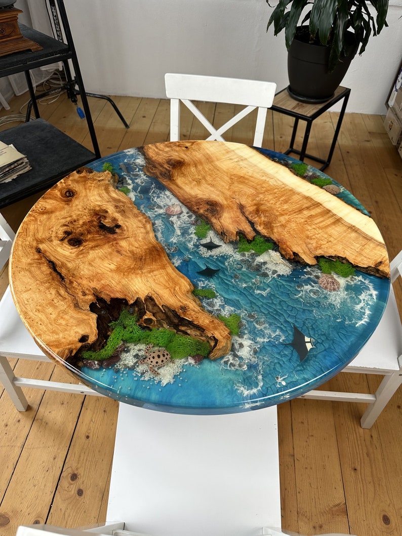 Round Ocean Epoxy Dining Table, Custom Live Edge Resin Table for 4 ...