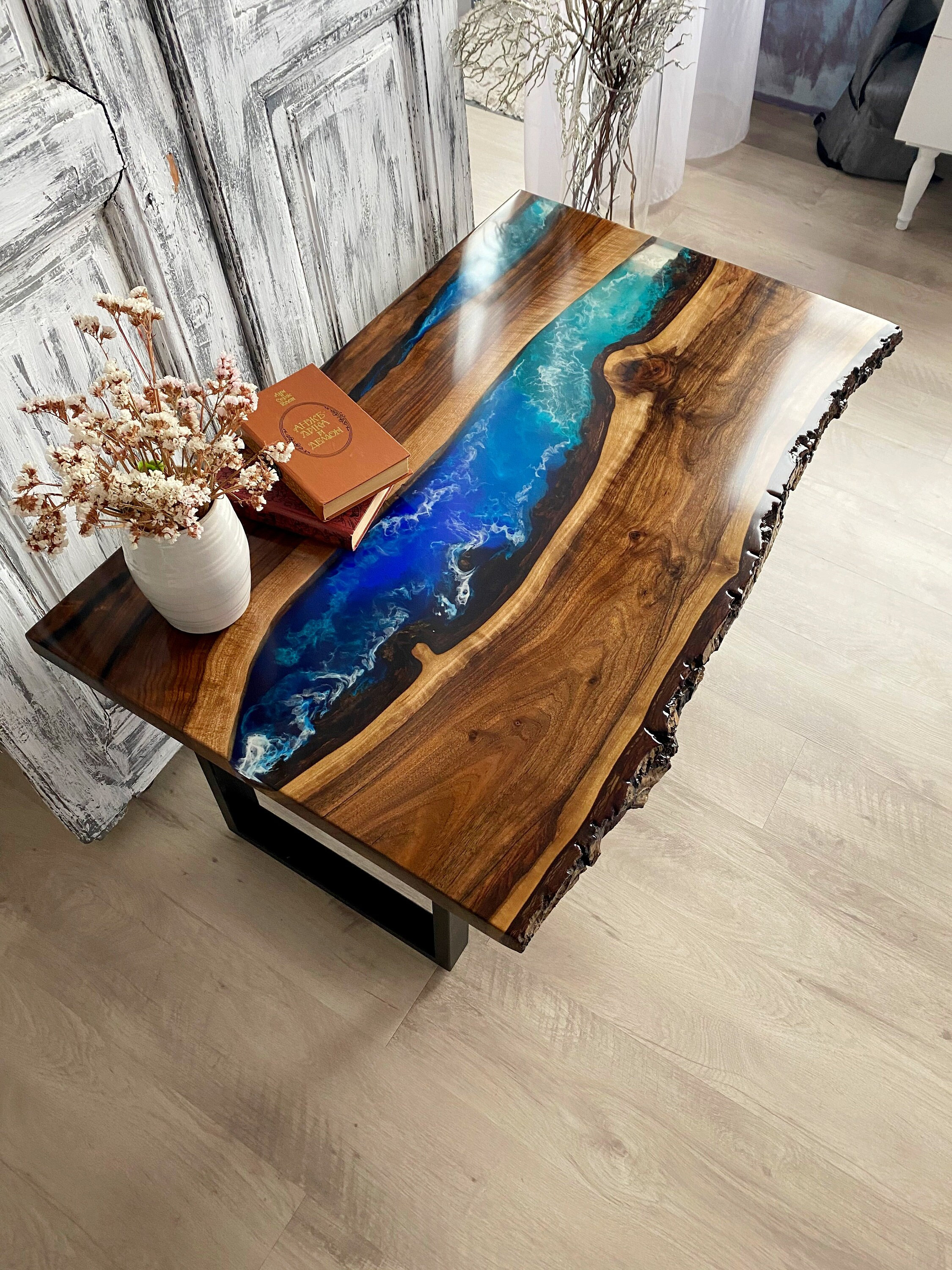 Resin Sanding & Polishing, River Tables