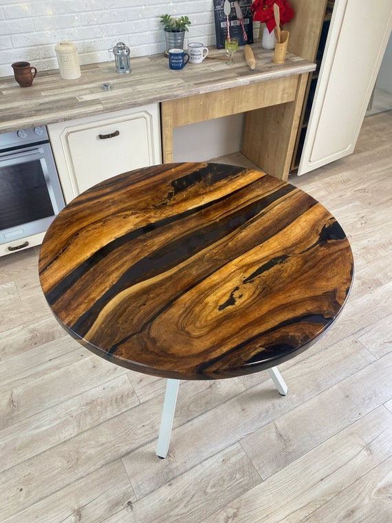 Table à manger ronde en bois avec dessus en résine époxy - Etsy France
