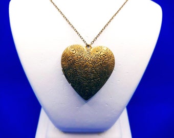 Antique Gold Finish Heart Locket with 29" Antique Gold Chain and  Lobster Clasp