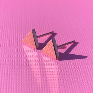 Tiny triangle studs, delicate triangle earrings, geometric earrings, minimalist triangle studs, triangle studs