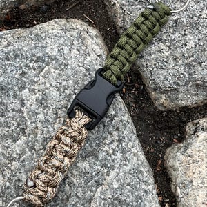 Paracord Double-Sided Keychain with 2 1" Key Rings, Buckle Center & Cobra Knot Braids; Military Keychain, Survival Keychain, Wearable Tech