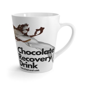 Mug pour les coureurs qui aiment le lait au chocolat, le café et le thé aussi ; Cadeau pour coureur, cadeau pour amateur de café, tasse avec dicton, MADE IN USA
