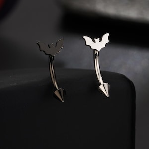 Halloween Bat Rook Earring,16G Implant Grade Titanium Eyebrow Ring,Black/Silver Vertical Labret,Gothic Cartilage Piercing,Bat Curved Barbell
