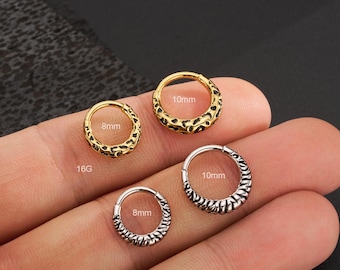 16G Leopard Texture Septum Ring/Hinged Septum Clicker, Daith Earring, Chunky Faux Gauged Septum Piercing, Unique Leopard Design, Silver/Gold