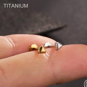 16G/18G Titanium Triangle Push Pin Chunky Earrings | Threadless Flat Back Labret Stud,Cartilage,Conch,Helix,Tragus,Nose Piercing Gold/Silver