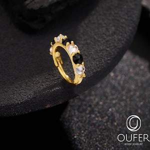 16G Gold Paved Black/Clear CZ Cartilage Hoop Earring/Helix Hoop/Conch Piercing/Tiny Gold Hoop/Septum Cliker/Daith Jewelry/Sharp Zircon Hoop
