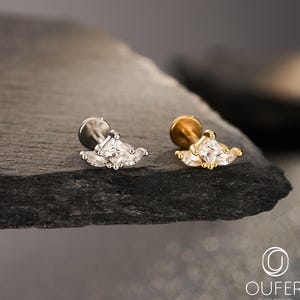 16G Sparkly CZ Labret Stud – Cartilage, Helix, Conch, Flat Back Internally Threaded Earring – Gold/Silver, 1pcs