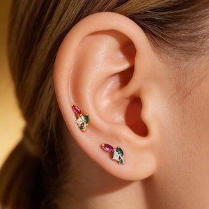 16G robijngroene bladoorbel, goud/zilveren kraakbeenknop (6 mm)