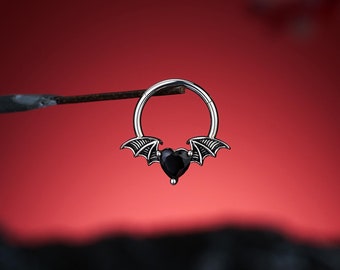16G Schwarzes Herz Septum Ring/Flügel Septum Piercing/Daith Hoop/Knorpel/Helix/Conch Ohrring/Septum Clicker Ring/Halloween Schmuck/Geschenk für sie