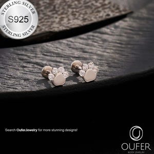 16G 925 Sterling Silver Tiny Dog Paw CZ Labret Stud/Small Silver Earring/Conch/Helix/Tragus Flat back Stud/1PCS/Internally Threaded Piercing