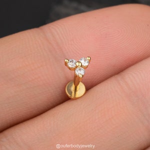 16G Tiny Gold Trinity CZ Threadless Push Pin Labret Stud/Flower Cartilage Stud/Nose/Tragus/Conch/Helix Piercing/Flat Back Earring/Gift