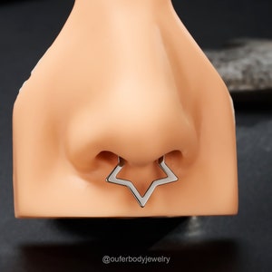 16G/14G Implant Titanium Star Clicker Septum Ring/silver