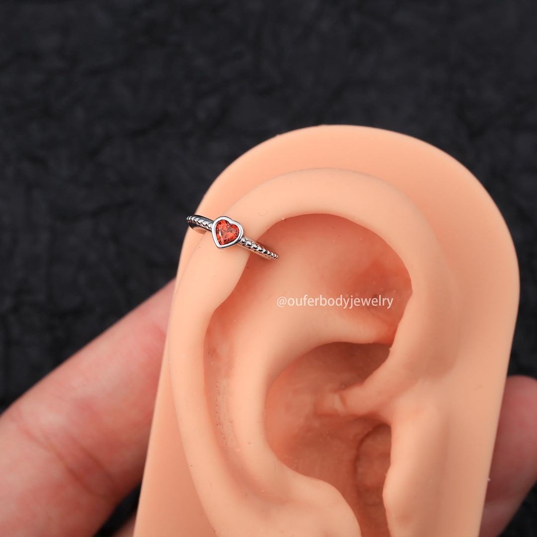 16G Red CZ Heart Helix Earrings/cartilage Earrings/tragus Jewelry/lobe Earrings/tiny Earrings/minimalist Earrings/delicate Earrings/gift - Etsy Japan