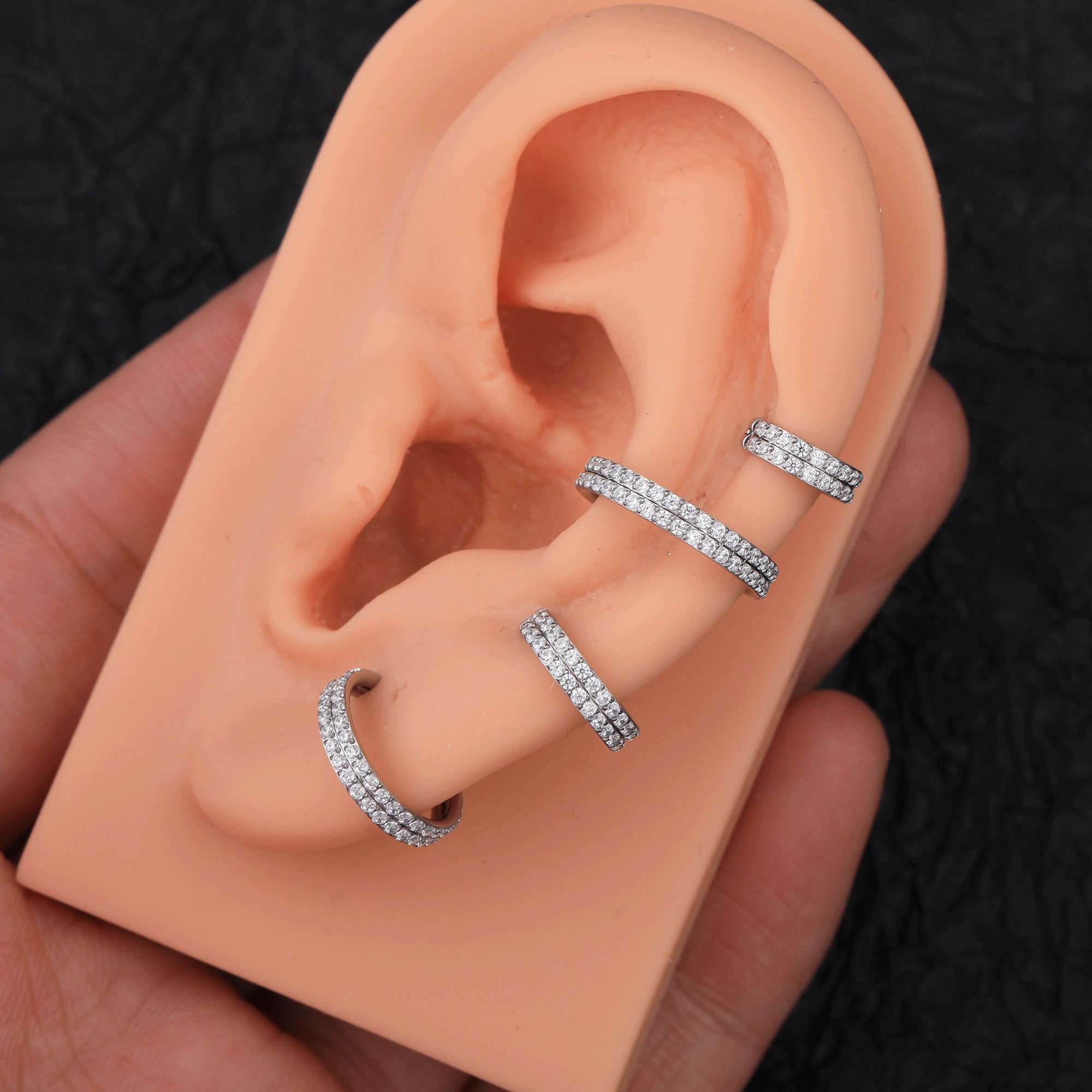 16G ダブルリング クリスタル ヒンジ付きセグメント フープピアス/軟骨