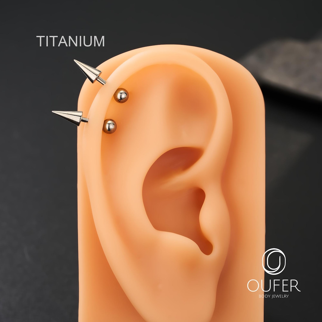 2PCS Titanium Spike Vertical Helix Piercing - Screw Back Earrings - Etsy Japan