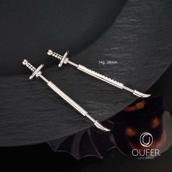 Dagger-shaped Industrial Barbell – 14G 38mm Stainless Steel Long
