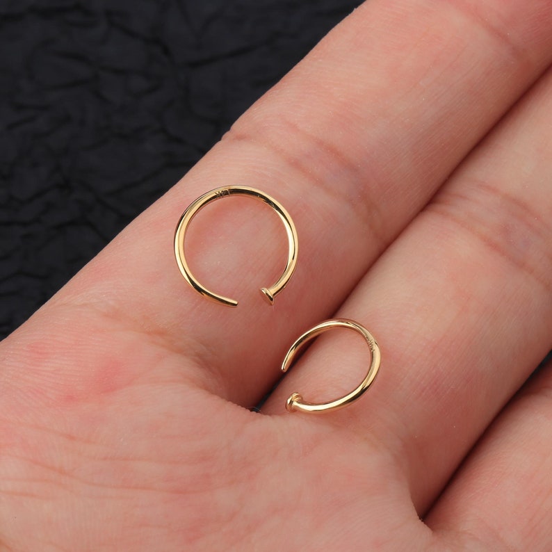 Cerchio per naso in oro massiccio 14K/Anello per naso piccolo e sottile/Cerchio per anello per naso in argento/18g 20 Gauge Piccoli anelli per naso/Aderenza perfetta/Gioielli per piercing al naso Regolabili immagine 8