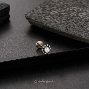 16/18G Titanium Threadless Floral CZ Stud/Tiny Silver Cartilage Stud/Push Pin Labret Stud/Nose Piercing/Tragus/Conch/Flat back Earring/Gift