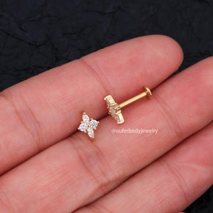 Clous d'oreilles avec cz fleur 16 g/clous de cartilage/clous hélicoïdaux/clous de tragus/boucle d'oreilles conque/petit clou de boucle d'oreille en or/clous de boucle d'oreille à filetage interne