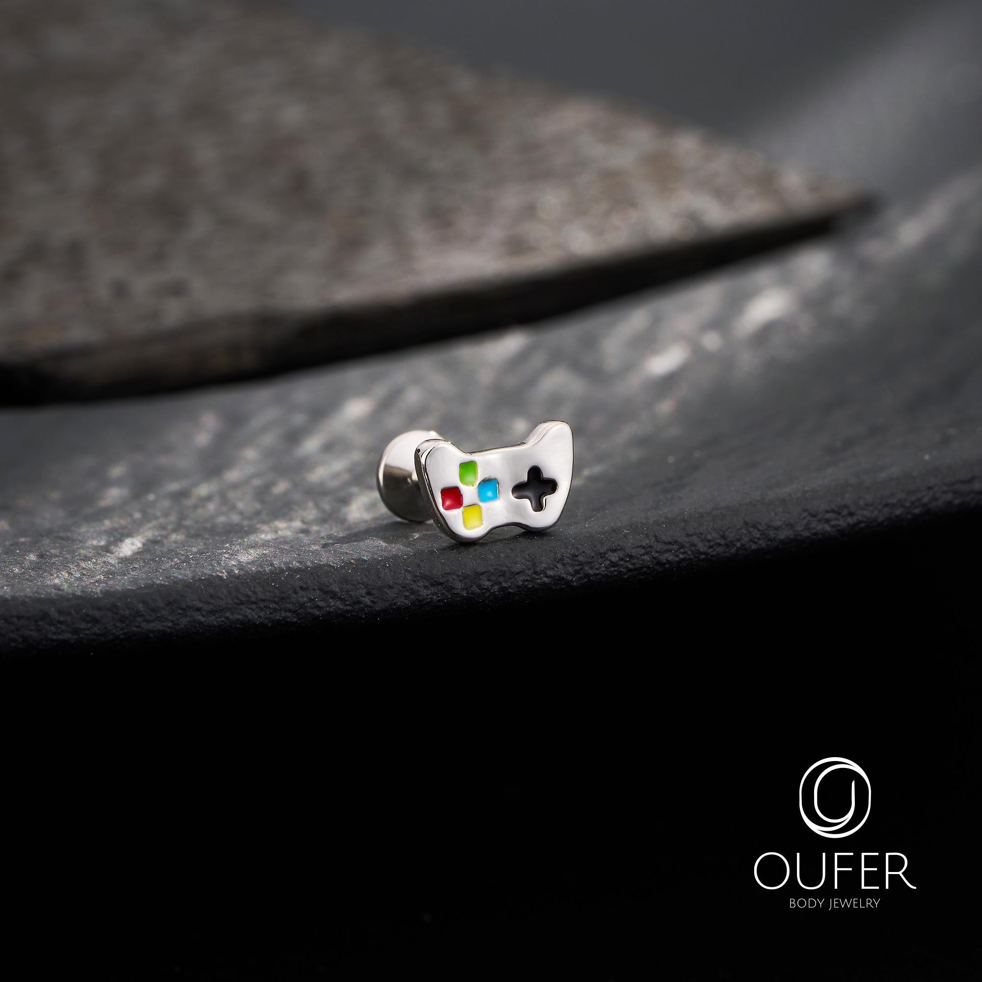 Oufer X Roly Game Controller Cartilage Labret Stud/black/silver Labret ...
