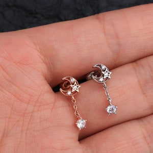 Boucles d'oreilles étoile en argent et or rose 16G/ Piercing cartilage/ Boucles d'oreilles tragus/ Piercings lobe/ Boucles d'oreilles étoile et lune/ Puces d'oreilles pendantes