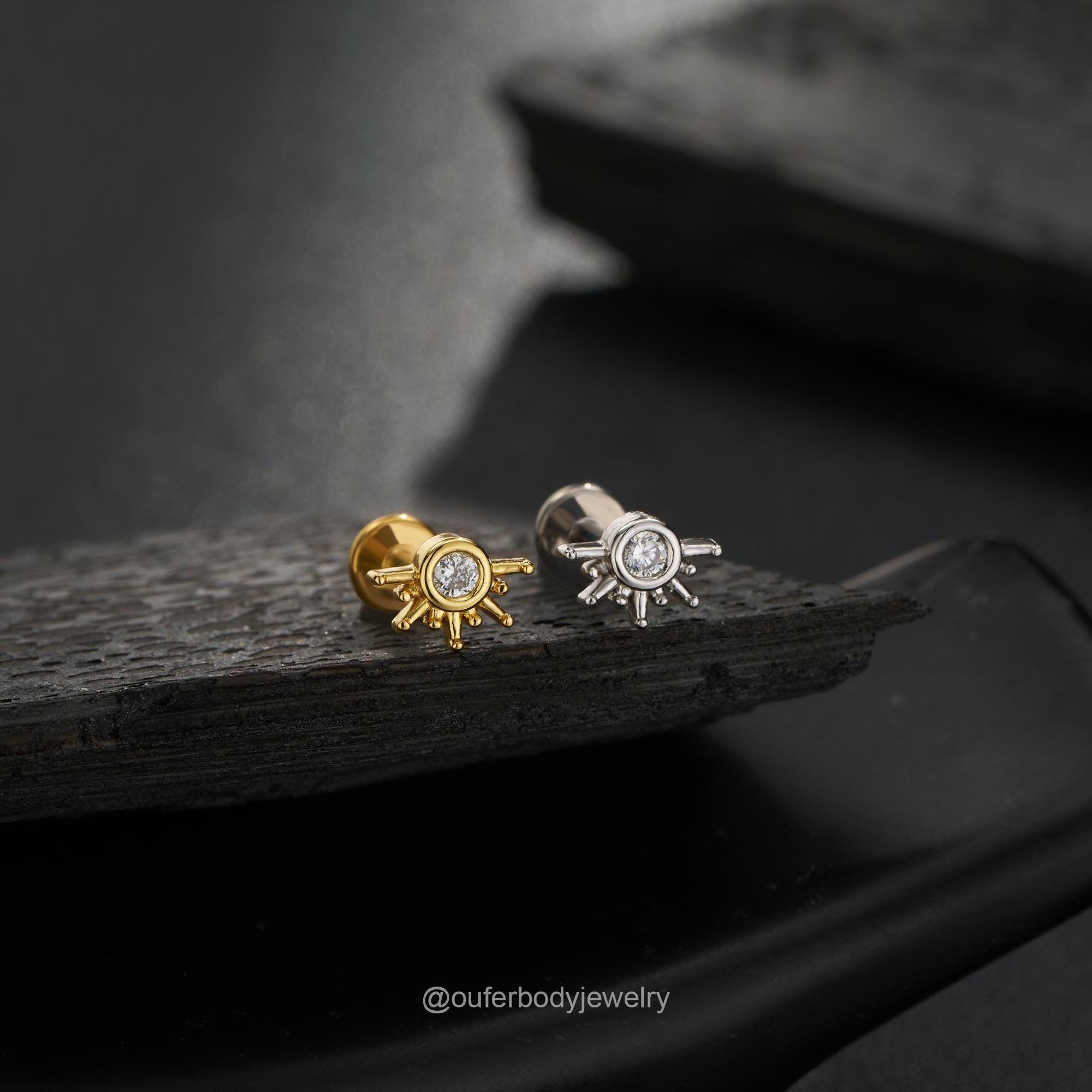 16G Titanium Threadless CZ Sun Cartilage Stud/Helix Studs/Tragus Stud/Cartilage Earring/Conch Stud/Labret stud/FlatBack Stud/Helix/Gift