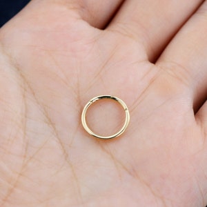 14K Solid Gold Hinged Clicker Hoop Huggie hoop/Cartilage earring/Conch Hoop/Helix hoop/Nose hoop/Daith Rook Tragus Hoop earring 20g 18g 16g zdjęcie 4