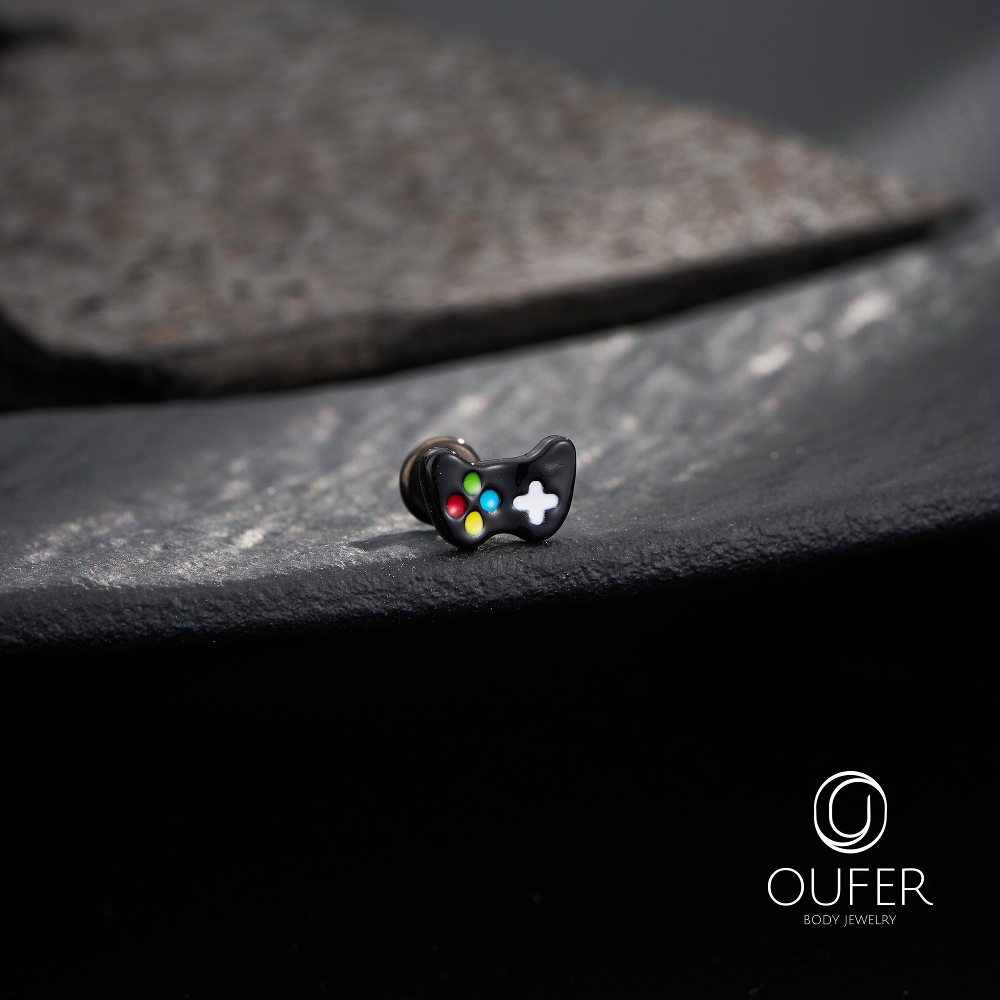 Oufer X Roly Game Controller Cartilage Labret Stud/black/silver Labret ...