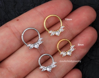 16G CZ Cluster Septum Ring/Daith Earring/Tragus Jewelry/Helix Earring/Conch Earring/Hoop Earring/Cartilage Earring/Cadeau pour elle/Minimaliste