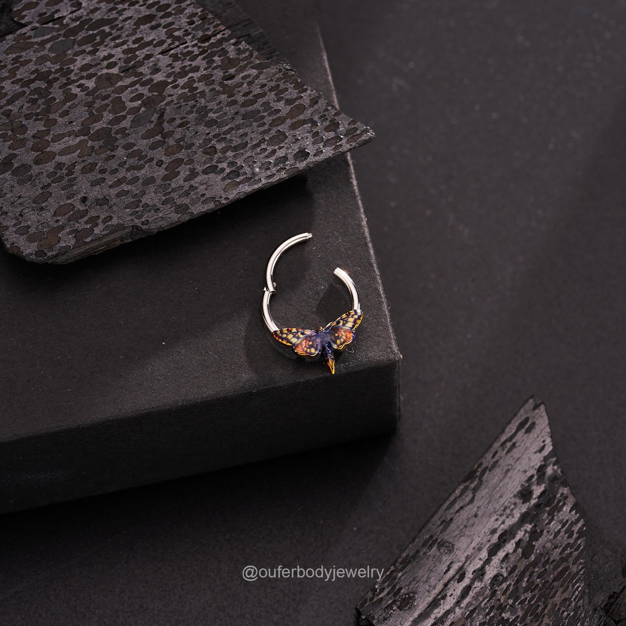 16G Blue/Yellow Moth Hinged Segment Septum Ring/Septum Clicker/Cartilage Hoop/Daith Earring/Helix/Conch/Tragus Hoop/Wings Jewelry Halloween