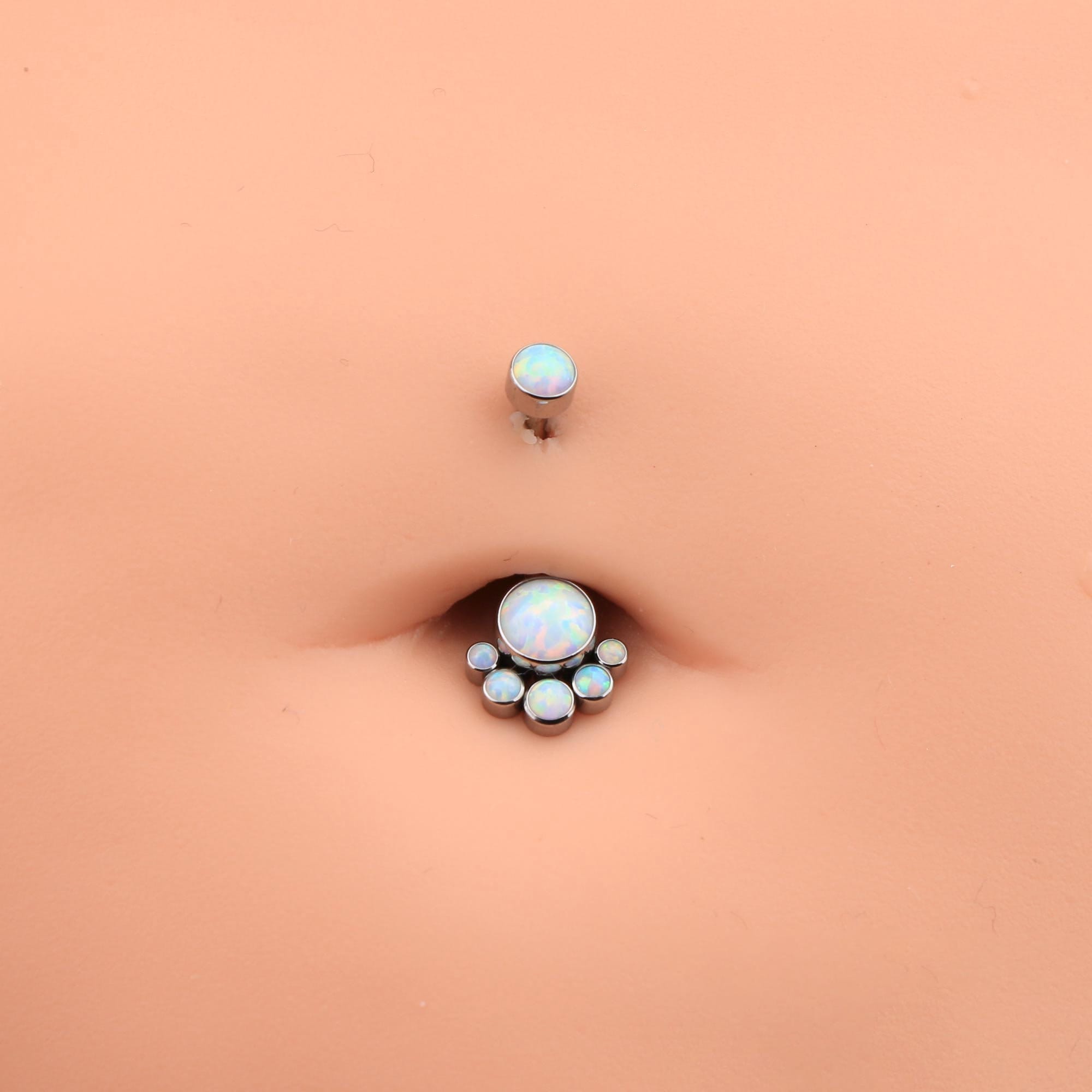 Piercing Ombelico In Titanio G23 14G – Lunghezza 10 Mm, Zirconi Color Argento, Filettatura Interna – Ipoallergenico E Sicuro Per Uomo E Donna