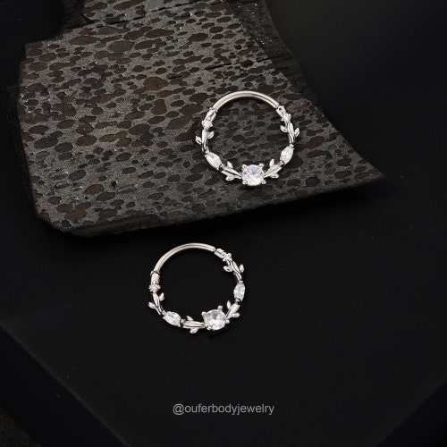 1PCS 16G Stainless Steel Flower Leaf CZ Septum Hinged Ring/Septum Jewelry/Septum Piercing/Daith Earrings/Cartilage Hoop/Helix/Conch Hoop