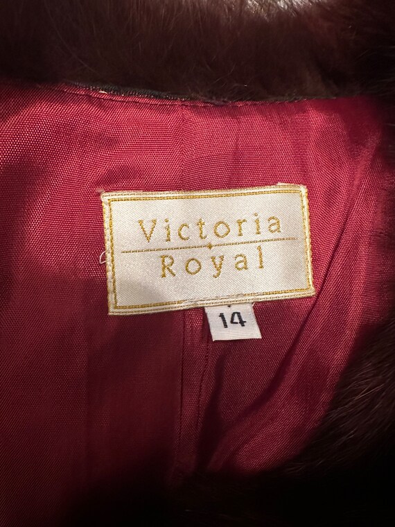 Vintage PLUS SIZE Rare Victoria Royal Red Cranber… - image 9