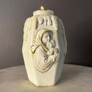 Religieuze kandelaar