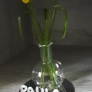 Mundgeblasenes Glas Tulip Blumen In Vase mit handgemachten Namen Ihrer Wahl. Bild 2