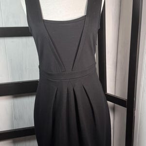 Weekend Max Mara Made In Italy Black Jersey Sheath, Size Small, Fabulous Shape, Excellent condition.